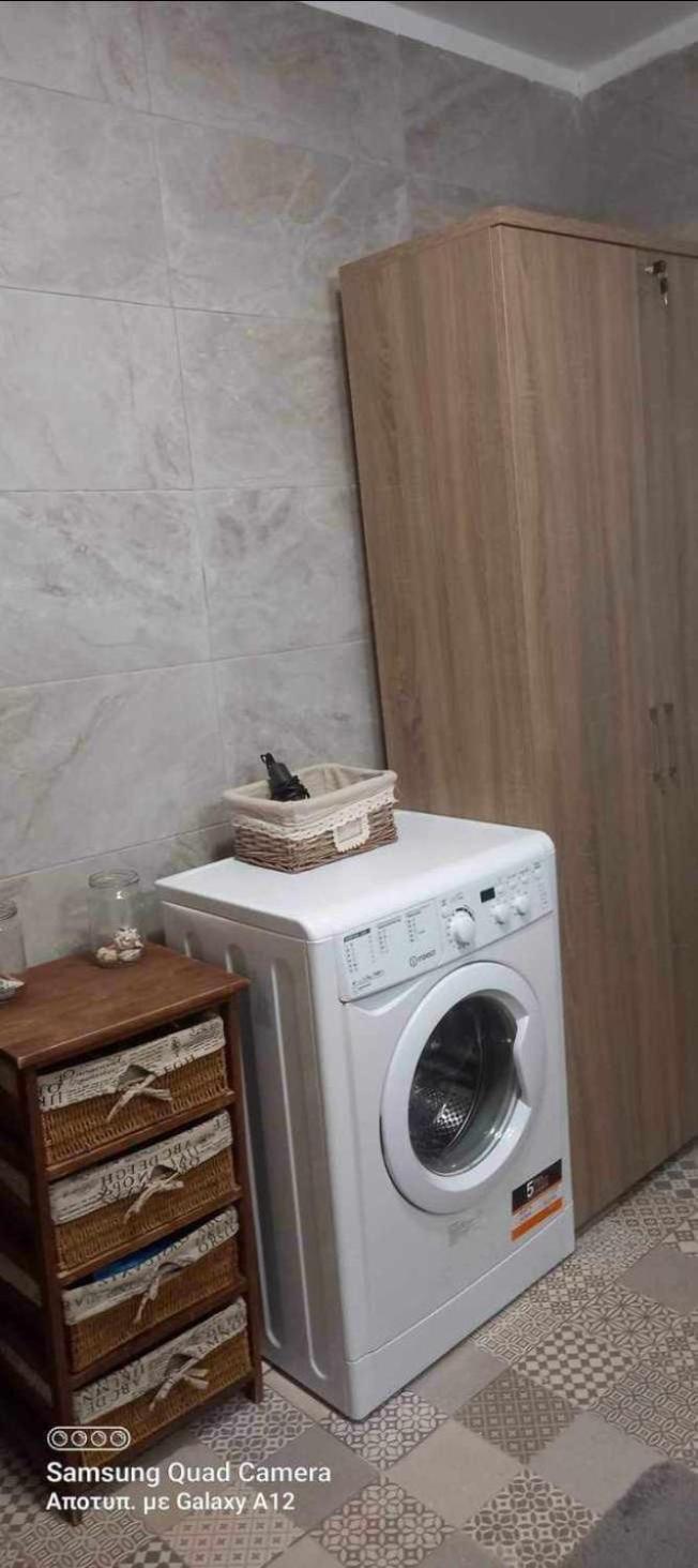 エラフォニシ Haroupiaヴィラ エクステリア 写真